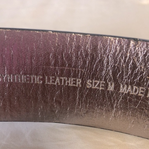 MICHAEL KORS black and gray signature women’s belt. Size M. Silver MK buckle. - Picture 6 of 13